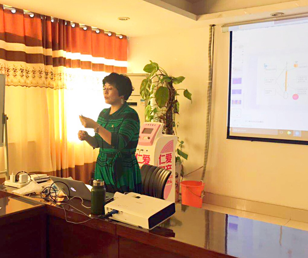 走进襄阳仁爱医院科室宣讲“有温度”的宫内节育器